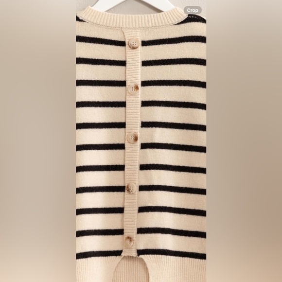 Women’s Striped, Crew Neck, Drop Shoulder, Pullover Sweater. Size: Various - Picture 2 of 5